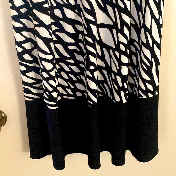 ❤️NWOT.  Donna Morgan zebra print summer dress. - Picture 4 of 7